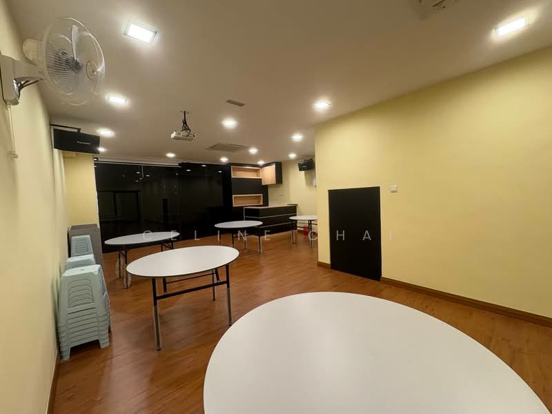 Shop / Office for Rent in Yong Peng (Johor) - Celine Chai - Interior - PropertyGuru.com.my