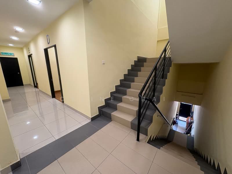 Shop / Office for Rent in Yong Peng (Johor) - Celine Chai - Corridor - PropertyGuru.com.my