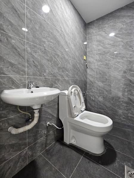 1-storey Terraced House for Sale in Taman Puteri Wangsa (Ulu Tiram) - Yuki Cheng - Bathroom - PropertyGuru.com.my