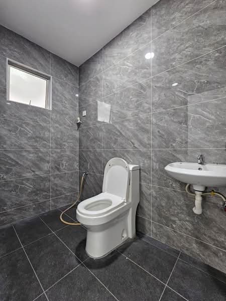 1-storey Terraced House for Sale in Taman Puteri Wangsa (Ulu Tiram) - Yuki Cheng - Bathroom - PropertyGuru.com.my