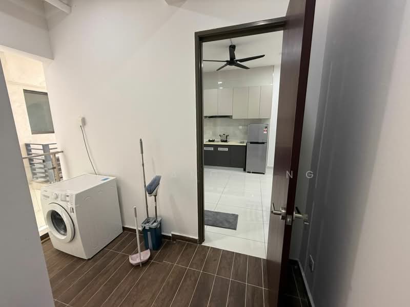Condominium for Rent at Lovell @ Country Garden Danga Bay - Zhi Yang Hong - Kitchen - PropertyGuru.com.my