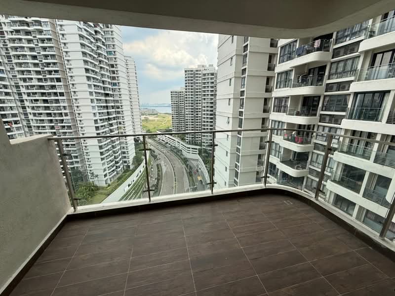 Condominium for Rent at Lovell @ Country Garden Danga Bay - Zhi Yang Hong - Balcony - PropertyGuru.com.my