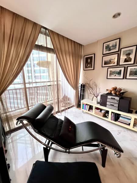 Kondominium untuk Dijual di Villa Puteri - Camie Hoo - Living Room - PropertyGuru.com.my