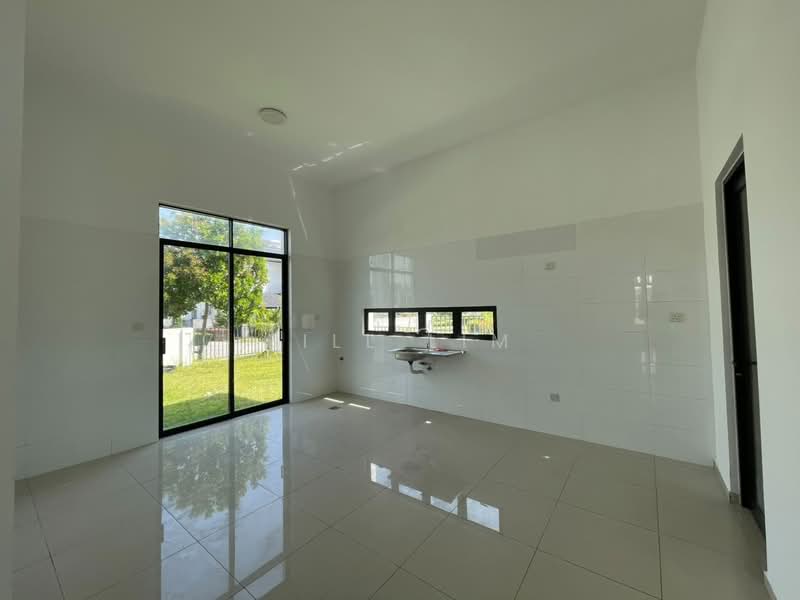 Bungalow House for Sale in Kuala Selangor (Selangor) - Bill Lim - Kitchen - PropertyGuru.com.my