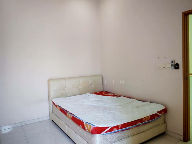 2-storey Terraced House for Rent in Austin (Johor Bahru) - Tony Lim - Bedroom - PropertyGuru.com.my
