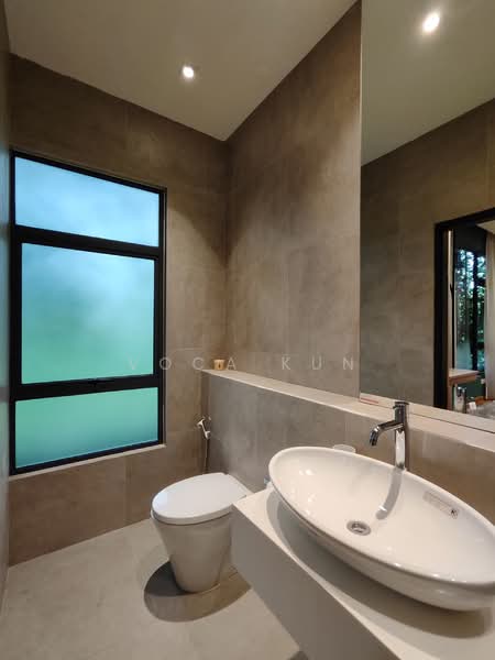 Servis Apartment untuk Dijual di The Logg - Voca Kun - Bathroom - PropertyGuru.com.my