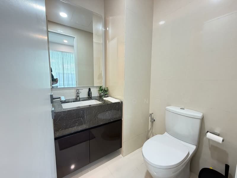 Service Residence for Rent at Crown Residences @ Pavilion Damansara Heights - Bell Wong - Bathroom - PropertyGuru.com.my