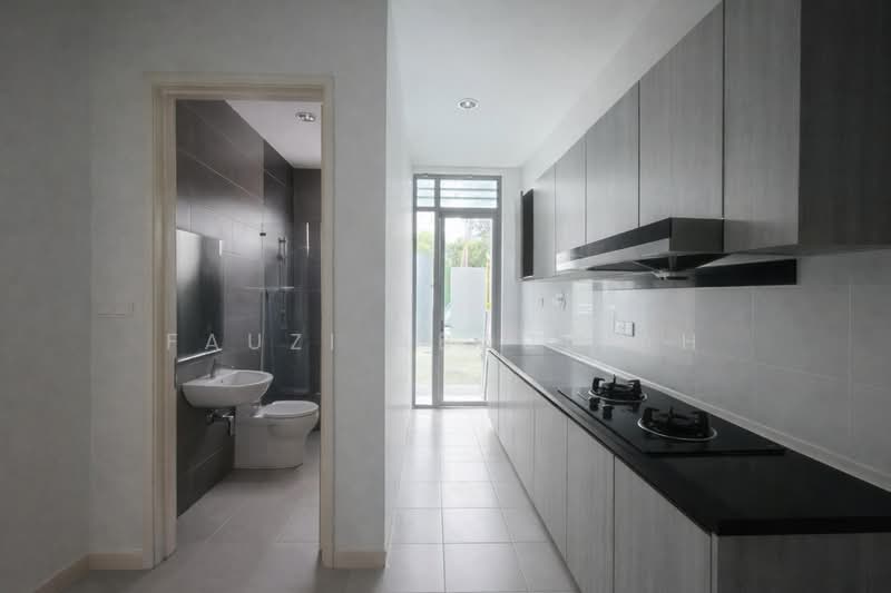 Terraced House for Sale in Setia Eco Glades (Cyberjaya) - Fauzi Abdullah - Kitchen - PropertyGuru.com.my