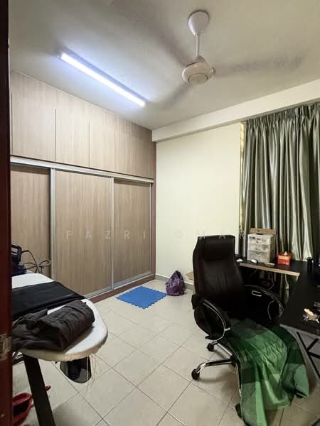 Pangsapuri untuk Dijual di Larai Apartment Presint 6 @ Putrajaya - Fazri Omar - Study - PropertyGuru.com.my