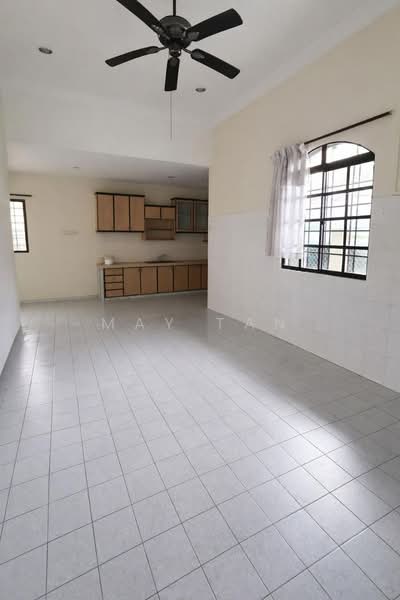 Rumah Berkembar untuk Dijual di Taman Sri Kluang (Kluang) - May Tan - Kitchen - PropertyGuru.com.my