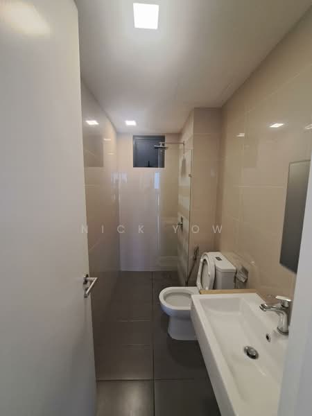Servis Apartment untuk Disewa di United Point (Residensi Berpadu) - Nick Yow - Bathroom - PropertyGuru.com.my