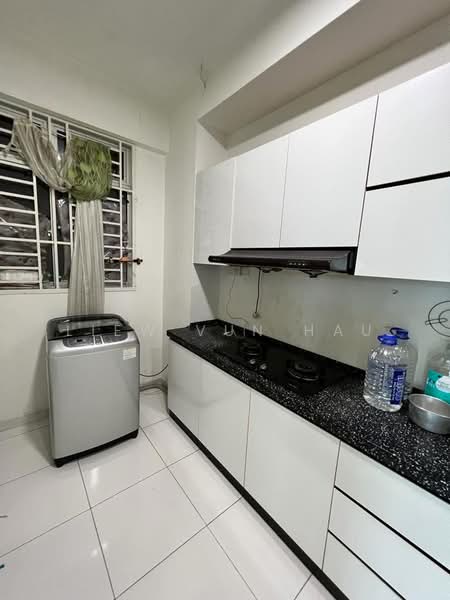 Service Residence for Sale at The Sky Executive Suites - Liew Vun Hau - Kitchen - PropertyGuru.com.my