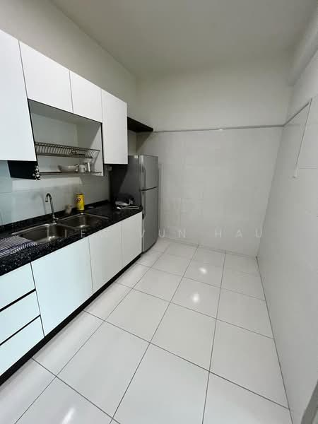 Service Residence for Sale at The Sky Executive Suites - Liew Vun Hau - Kitchen - PropertyGuru.com.my