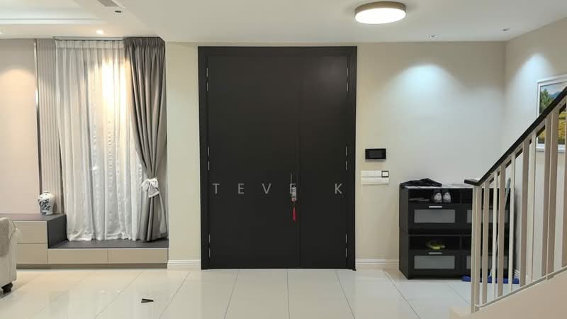 Semi-Detached House for Rent in Telok Panglima Garang (Selangor) - STEVE KI - Entrance - PropertyGuru.com.my