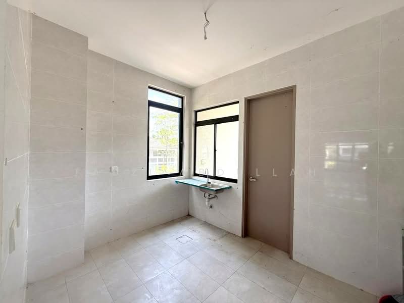 Terraced House for Sale in Cyberjaya (Selangor) - Fauzi Abdullah - Kitchen - PropertyGuru.com.my