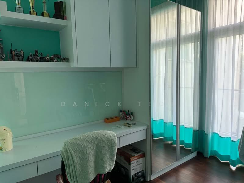 Kondominium untuk Disewa di Ferringhi Residence - Danick Teoh - Study - PropertyGuru.com.my