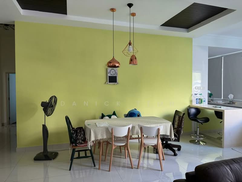 Kondominium untuk Disewa di Ferringhi Residence - Danick Teoh - Dining Room - PropertyGuru.com.my