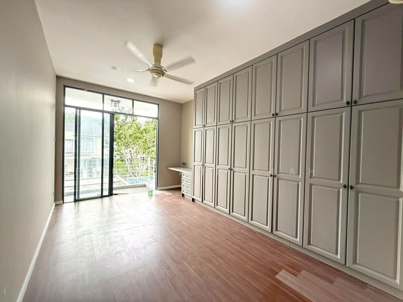 Terraced House for Sale in Perdana Lake View (Cyberjaya) - Fauzi Abdullah - Bedroom - PropertyGuru.com.my