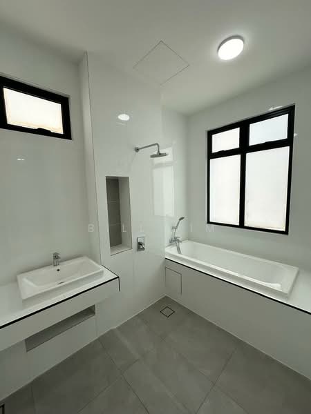 Bungalow for Rent in Shah Alam (Selangor) - Bill Lim - Bathroom - PropertyGuru.com.my