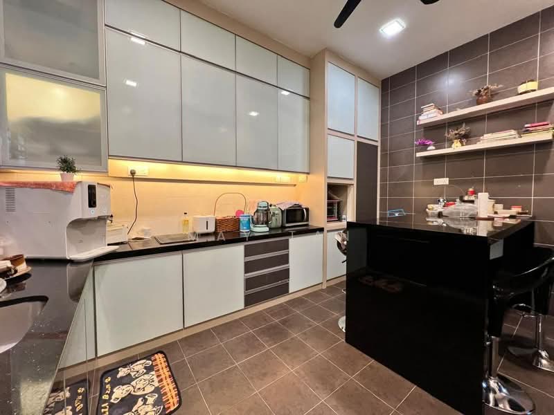 Rumah Berkembar untuk Dijual di Taman Sri Kluang (Kluang) - May Tan - Kitchen - PropertyGuru.com.my