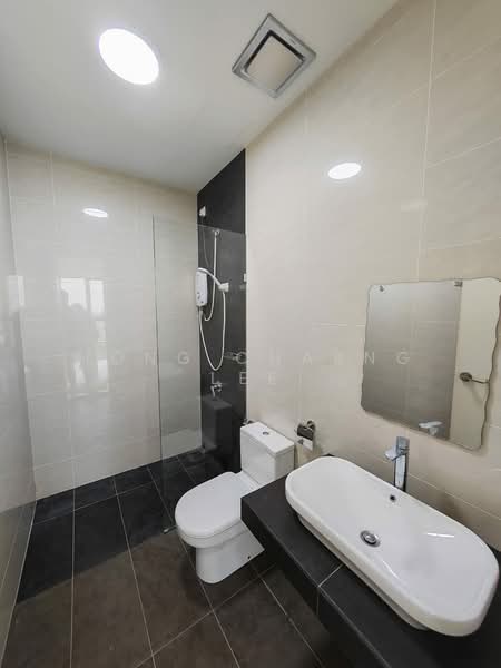 Servis Apartment untuk Disewa di Eco Nest - Hong Charng Lee - Bathroom - PropertyGuru.com.my