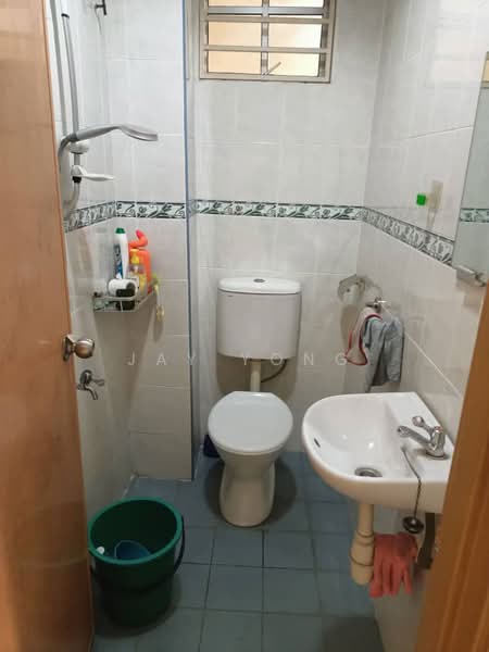Townhouse for Rent in Taman Megah Kepong (Kepong) - Jay Yong - Bathroom - PropertyGuru.com.my