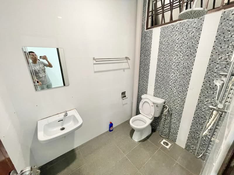 2-storey Terraced House for Rent in Taman Nusa Indah (Iskandar Puteri (Nusajaya)) - Lui Lui - Bathroom - PropertyGuru.com.my