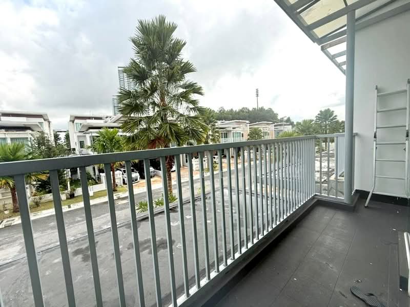 Rumah Teres untuk Dijual di Garden Residence (Cyberjaya) - Fauzi Abdullah - Balcony - PropertyGuru.com.my
