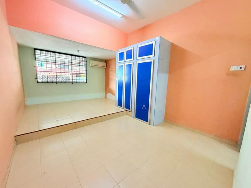 Rumah Teres 1 Tingkat untuk Dijual di Taman Sri Kluang (Kluang) - May Tan - Interior - PropertyGuru.com.my