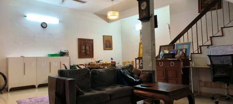 2-storey Terraced House for Sale in Taman Teluk Pulai (Klang) - Junaida Zamjudin - Living Room - PropertyGuru.com.my