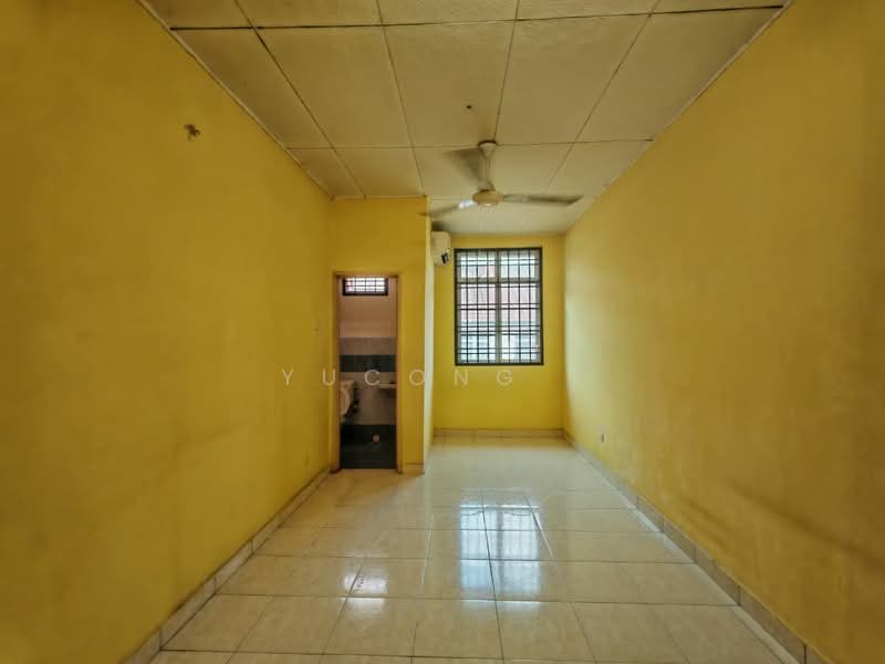 2-storey Terraced House for Sale in Taman Bestari Indah (Ulu Tiram) - Yucong . - Interior - PropertyGuru.com.my