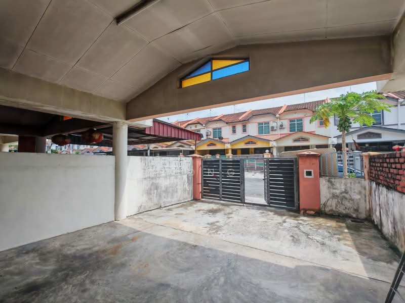2-storey Terraced House for Sale in Taman Bestari Indah (Ulu Tiram) - Yucong . - Exterior - PropertyGuru.com.my