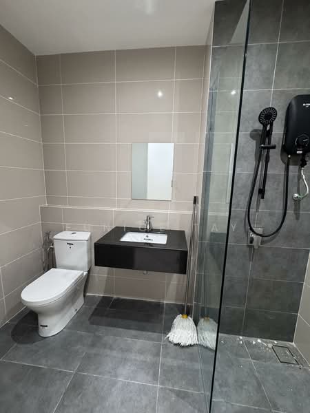 Kondominium untuk Disewa di The Maple Residences - Eunice Tay - Bathroom - PropertyGuru.com.my