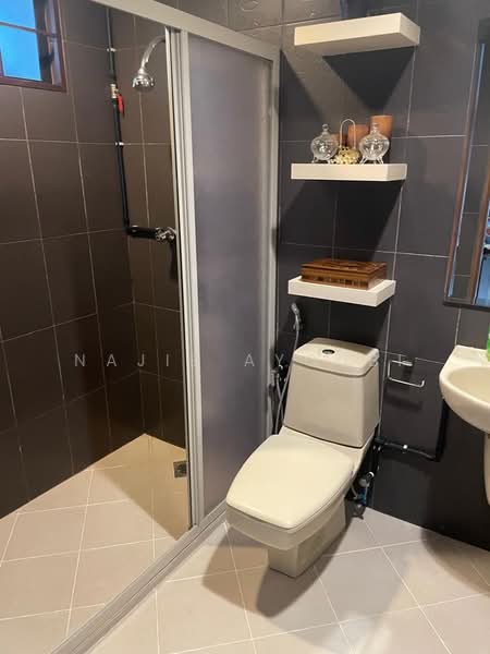 Bungalow for Sale in Ampang (Selangor) - Najib Ayoubi - Bathroom - PropertyGuru.com.my