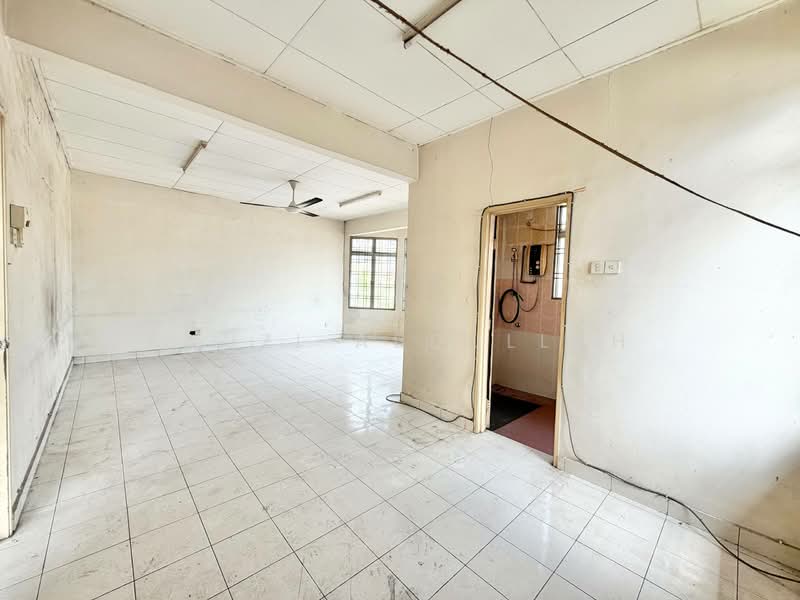 Terraced House for Sale in Bandar Botanic (Klang) - Fauzi Abdullah - Living Room - PropertyGuru.com.my