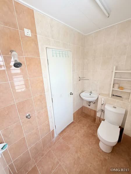 2-storey Terraced House for Rent in Setia Alam (Selangor) - Ryan . - Bathroom - PropertyGuru.com.my