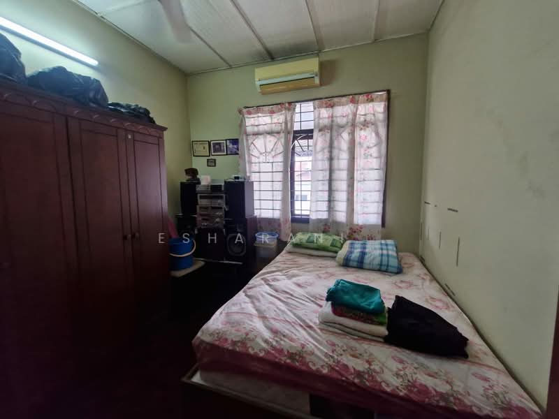 Rumah Teres 2 Tingkat untuk Dijual di Batu 9 (Cheras) - Esharani . - PropertyGuru.com.my