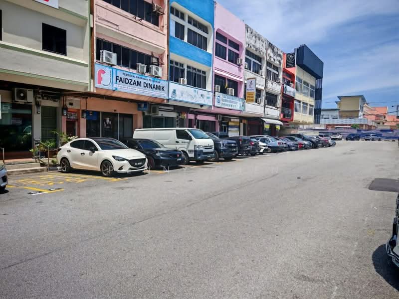 Shop for Rent in Ipoh (Perak) - PENNY CHEN - Exterior - PropertyGuru.com.my