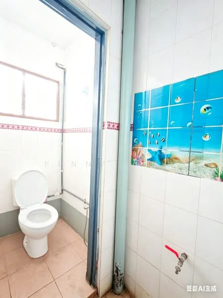 Shop for Rent in Ipoh (Perak) - PENNY CHEN - Bathroom - PropertyGuru.com.my
