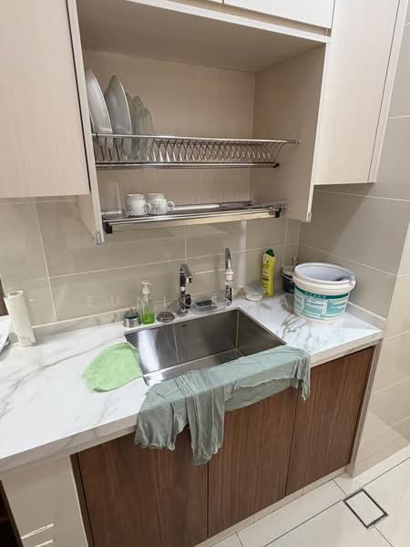 Condominium for Rent at The Maple Residences - Eunice Tay - Kitchen - PropertyGuru.com.my