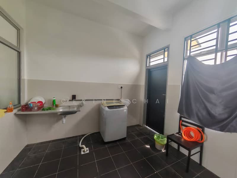 2-storey Terraced House for Sale in Taman Mengkibol (Kluang) - Celine Chai - Interior - PropertyGuru.com.my