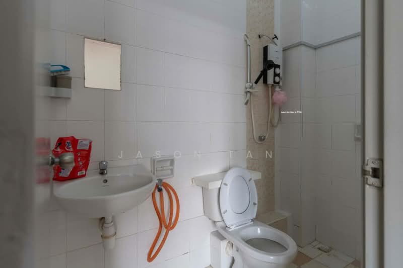 2-storey Terraced House for Rent in Shah Alam (Selangor) - Jason Tan - Bathroom - PropertyGuru.com.my