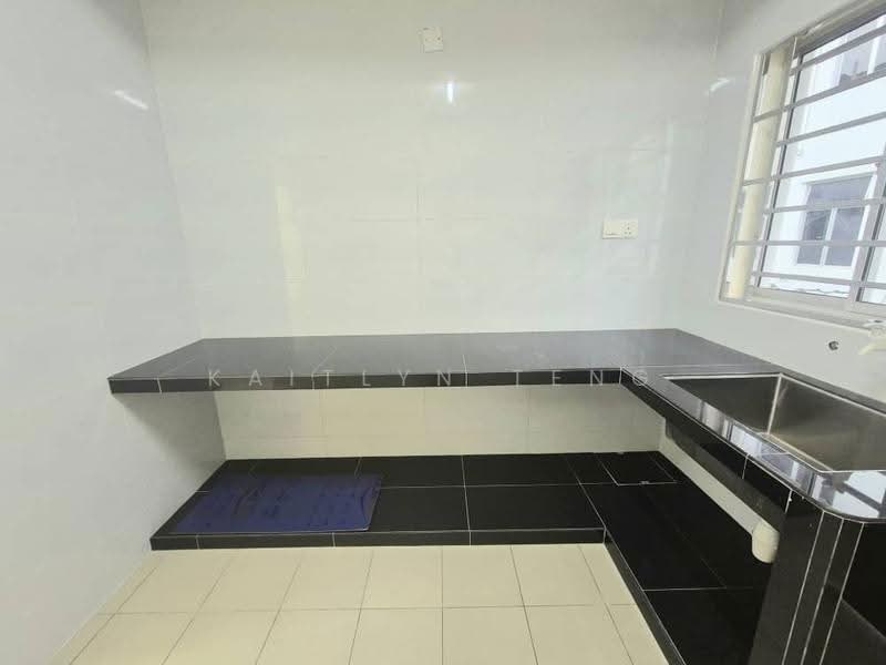 2-storey Terraced House for Rent in Rini Hills 2 (Skudai) - Kaitlyn Teng - Kitchen - PropertyGuru.com.my