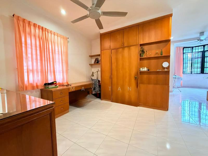 Rumah Berkembar untuk Dijual di Taman Sri Kluang (Kluang) - May Tan - Study - PropertyGuru.com.my
