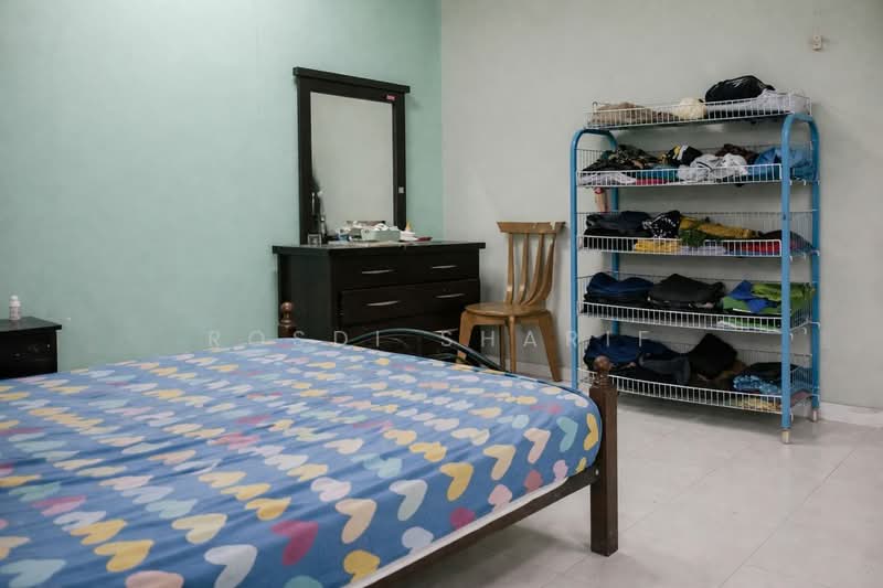 Rumah Teres 2 Tingkat untuk Dijual di Bandar Tasik Puteri (Rawang) - Rosdi Sharif - Bedroom - PropertyGuru.com.my