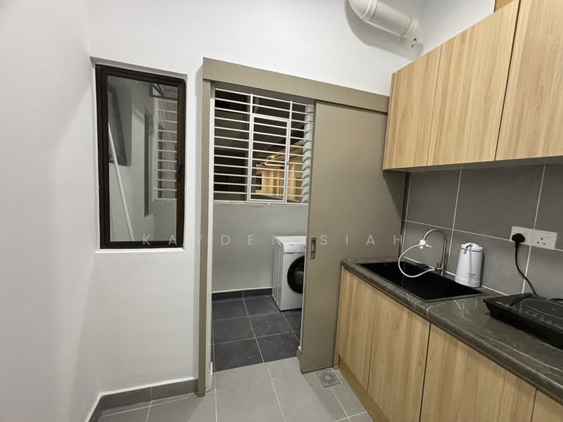 Servis Apartment untuk Disewa di YOUTH CITY - Kayden Siah - Kitchen - PropertyGuru.com.my