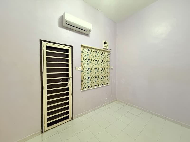 Rumah Bandar untuk Disewa di Batu Caves (Selangor) - KK Chong - Interior - PropertyGuru.com.my