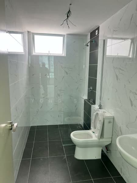 Kondominium untuk Dijual di Goodwood Residence - Yong Sern - Bathroom - PropertyGuru.com.my