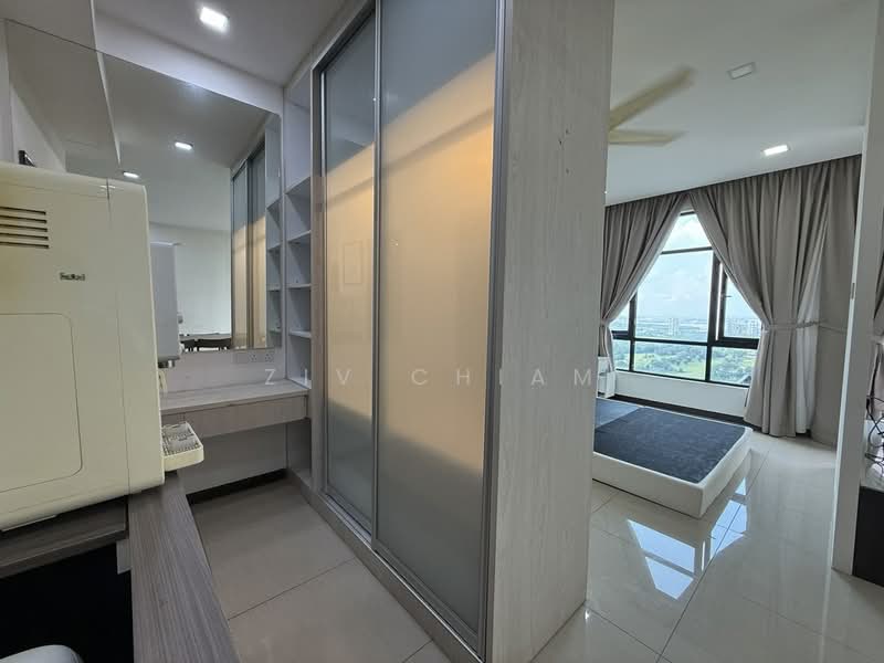 Servis Apartment untuk Dijual di Molek Regency - Ziv Chiam - Bedroom - PropertyGuru.com.my