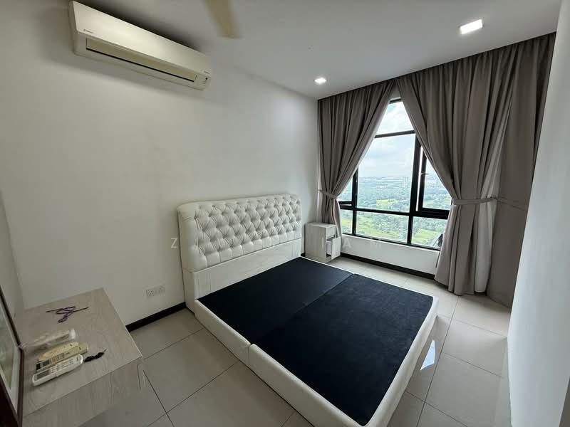 Servis Apartment untuk Dijual di Molek Regency - Ziv Chiam - Bedroom - PropertyGuru.com.my